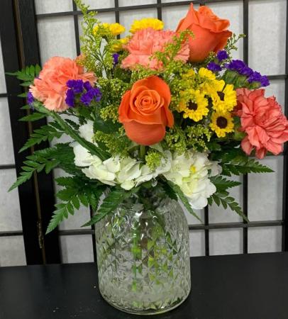 SFS YGV Vased Bouquet