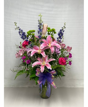 "She Doesn't Like Roses" vase
