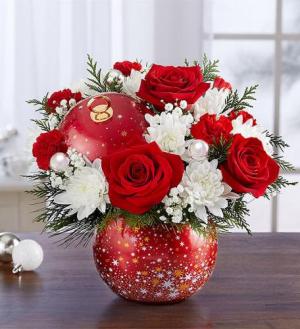 Shimmering Star Ornament Arrangement