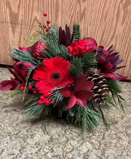Fa La La La La Small Centerpiece