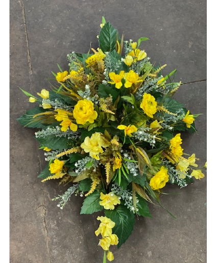 Silk Saddle Headstone 