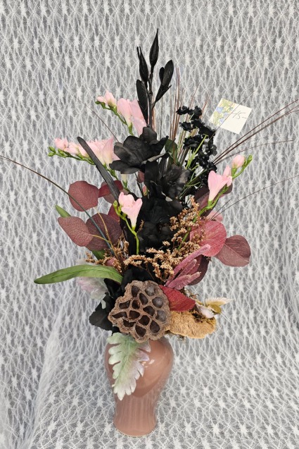 Silks - Mauve & Black Arrangement 