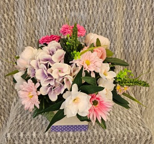 Silks - Wooden Box w/ Silk Flowers 