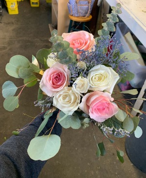 Simple and Elegant  Bouquet 