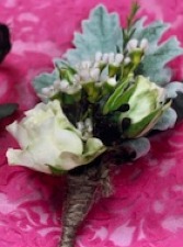 Simple Boutonniere Boutonniere