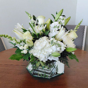 Simple Elegance Fresh Arrangement
