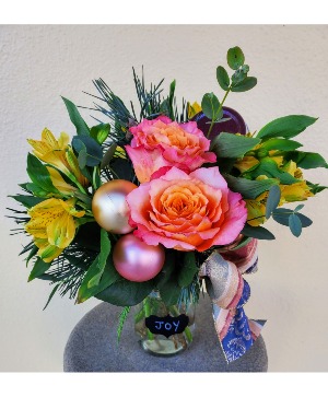 Simple Joy Holiday Arrangement