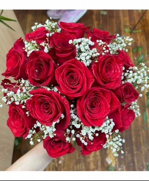 Simple love  Wedding arrangement 