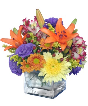 SIMPLE PLEASURES Floral Arrangement