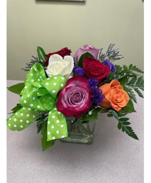 SIMPLE SIX ROSES  VASE ARRANGEMENT