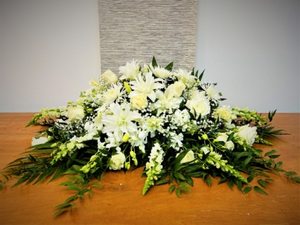 Simple Splendor Casket Cover