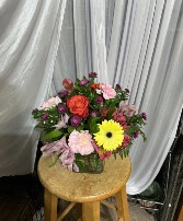 Simple Treasure  Fresh Arrangement 