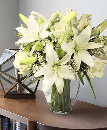 Simplicity Lifestyle Arrangement in Universal City, TX | Karen's House Of Flowers & Custom Creations