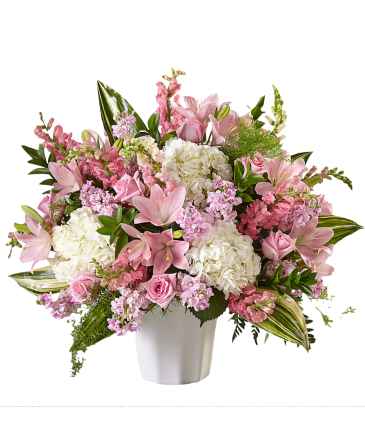 Simply Serene  in Jacksboro, TX | AMBROSE FLORAL DESIGNS