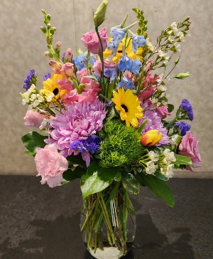 Simply Summer Vase Arrangement