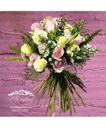 Simply Sweet Bouquet Wedding in Allegan, MI | Allegan Floral and Gifts