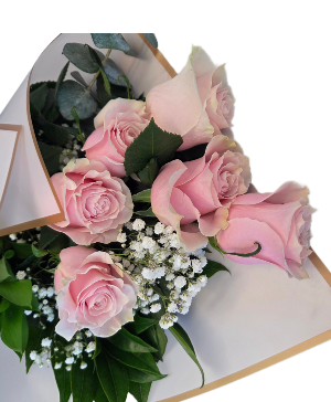 Six pink Roses Bouquet 