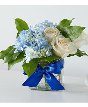 Sky Blue Delight Bouquet