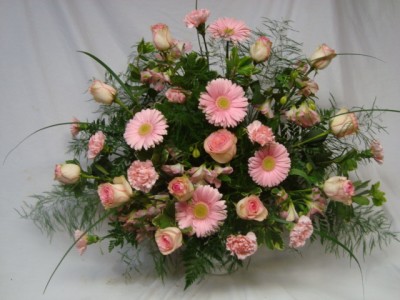 ALWAYS IN MY HEART TRIBUTE  (S) Shades of pinks...roses, gerbera daisies, altra lillies, etc. 