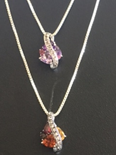Small Pendant with Diamonds 