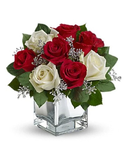 Snowy Night Bouquet 