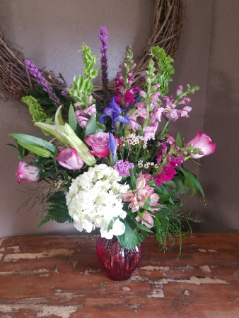 Soft embrace Vase arrangement