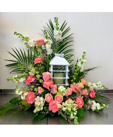 Solar lantern and flowers  Colors can be changed! in Indianapolis, IN | SHADELAND FLOWER SHOP