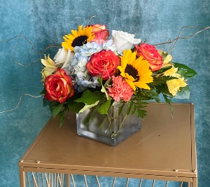 SOLSTICE CUBE FRESH ARRANGEMENT