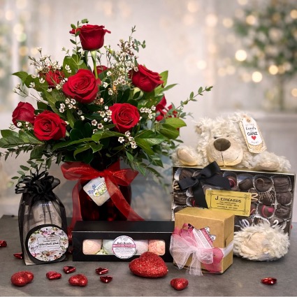 Soulmates #4 Roses, Teddy Bear and Chocolates Bundle