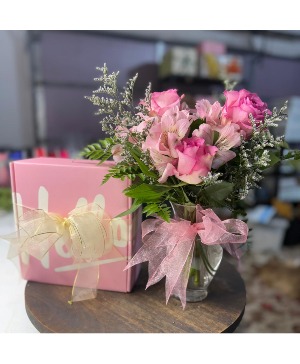 SPA BOX and FLORALS COMBO Spa Box with Florals