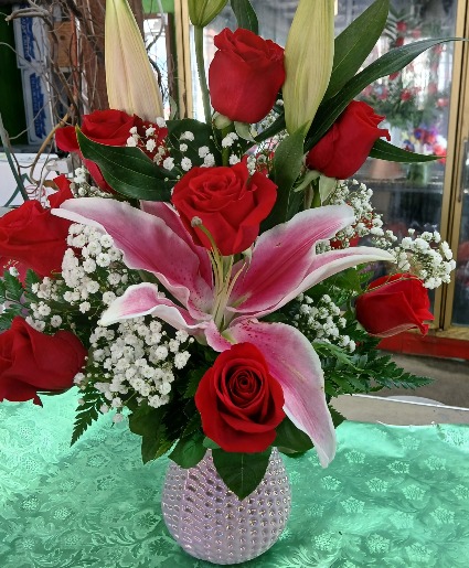 Sparkling nice vase rose liliy Sparkling nice rose vase