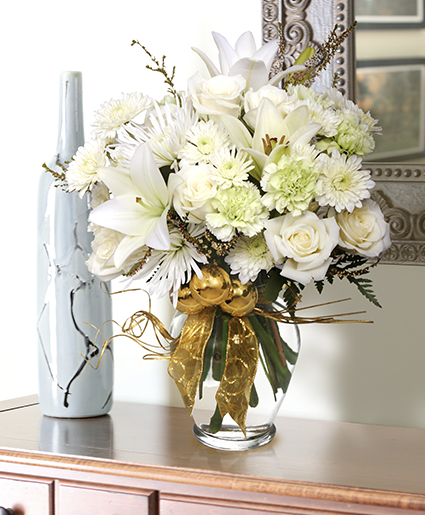 Sparkling Winter Joy Lifestyle Arrangement