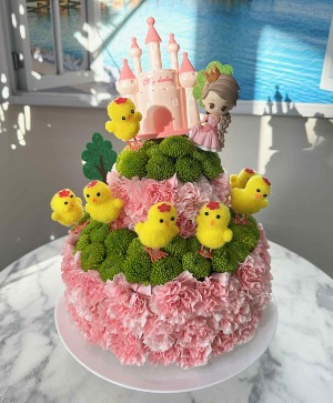 Royal Princess in the Chick Kingdom Cake 