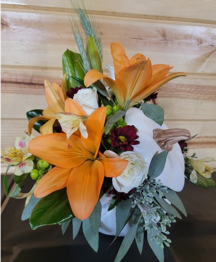 Spiced Blanco Pumpkin Arrangement