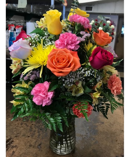 SPLASH OF COLOR! Roses & More / Designer's Choice