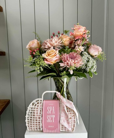 Spoil Me Spa Set  in Frisco, TX | PATTI ANN'S FLOWERS
