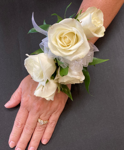 Spray Rose wrist Corsage