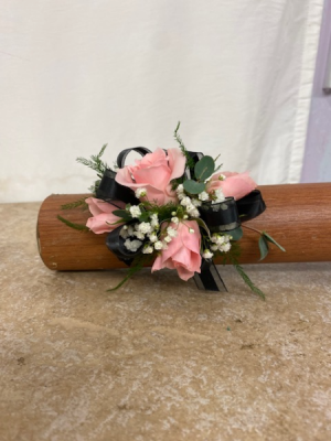 Spray Rose Wristlet wristlet
