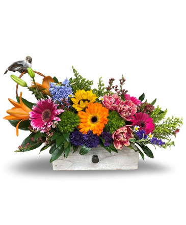 Spring Garden Box Conainter Arrangement in Invermere, BC | INSPIRE FLORAL BOUTIQUE