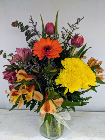 Spring Cottage Vase Bouquet