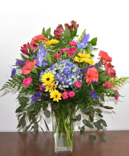 SPRING COUNTRYSIDE Vase Arrangement