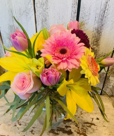 spring fun roses/tulips/lilliesand filler