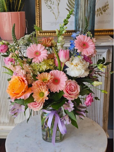 Daily Special  Vase Arrangement in Frederick, MD | Maryland Florals