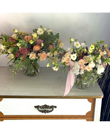 Spring pastels- designer's choice  in Klamath Falls, OR | Yarrow in Bloom
