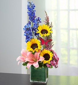 Spring Sensation™ Flower Arrangement in Los Angeles, CA | MY BELLA FLOWER