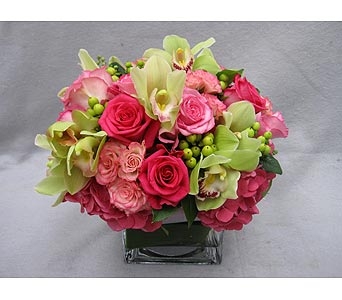Spring Sunrise Vase Arrangement 