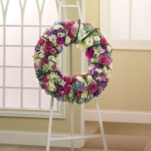 STANDING WREATHPRAYERS & MEMORIES 