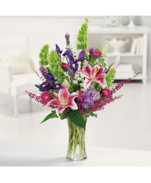 Stargazer Garden Vase arrangement