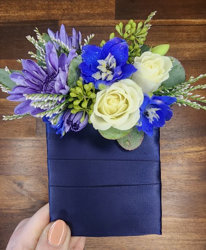 Starlight Splendor Boutonniere