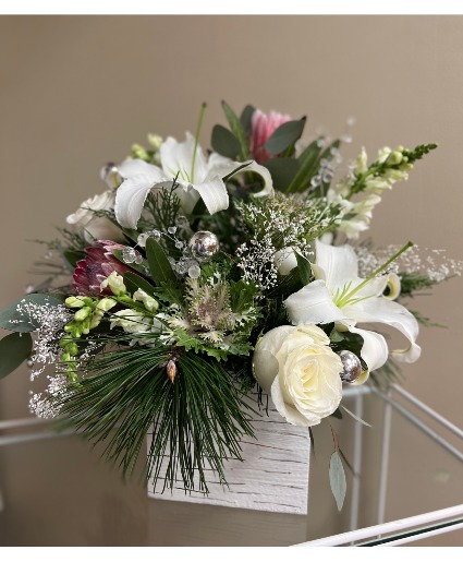 Starry Night Christmas Arrangement